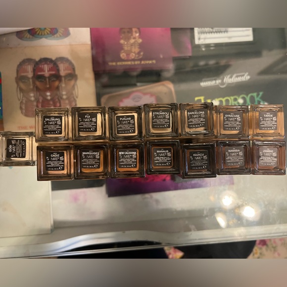 Nars Natural Radiant Longwear Foundation - Picture 2 of 2